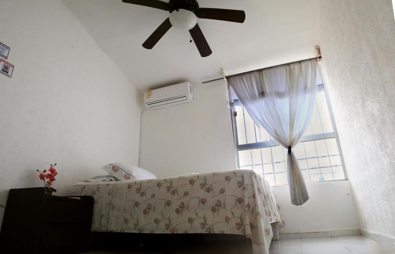 Comodo Cuarto, Jacuzzi Rooftop, Ac カンクン エクステリア 写真